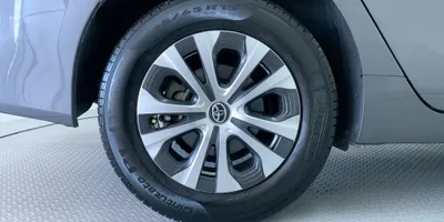 Toyota Prius 2021