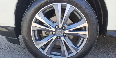 Nissan Pathfinder 2019