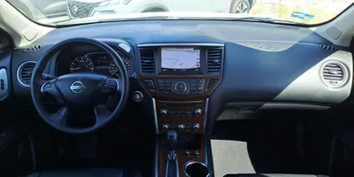 Nissan Pathfinder 2019