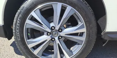 Nissan Pathfinder 2019