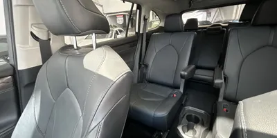 Toyota Highlander 2021