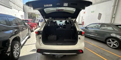 Toyota Highlander 2021