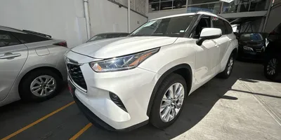 Toyota Highlander 2021