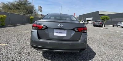 Nissan Versa 2021