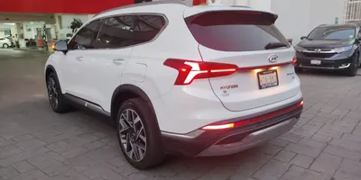 Hyundai Santa Fe 2023