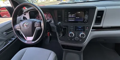 Toyota Sienna 2020