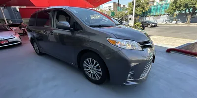 Toyota Sienna 2020