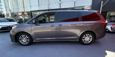 Toyota Sienna 2020