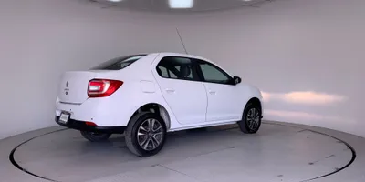Renault Logan 2023