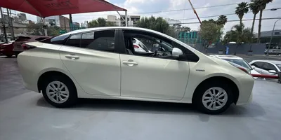 Toyota Prius 2018