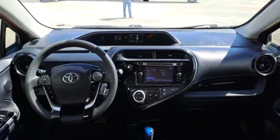 Toyota Prius C 2019