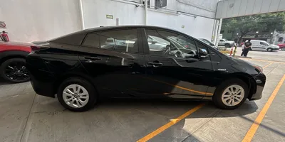 Toyota Prius 2017