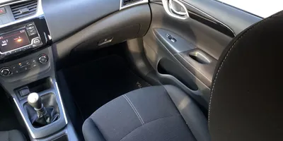 Nissan Sentra 2018