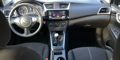 Nissan Sentra 2018