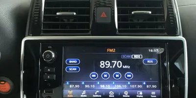 Nissan March 2023