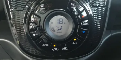 Nissan March 2023