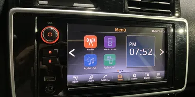 Nissan March 2022