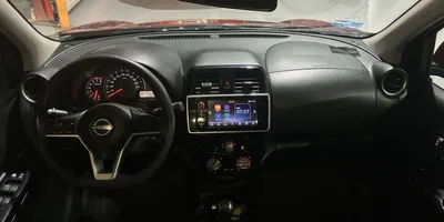 Nissan March 2022