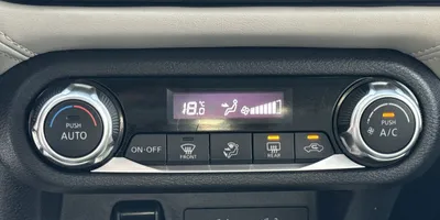 Nissan Versa 2023