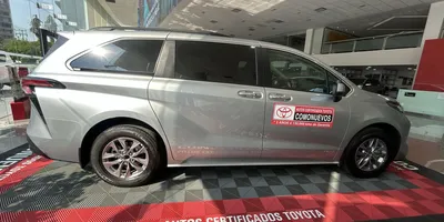 Toyota Sienna 2021