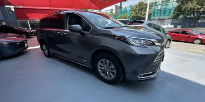 Toyota Sienna 2021