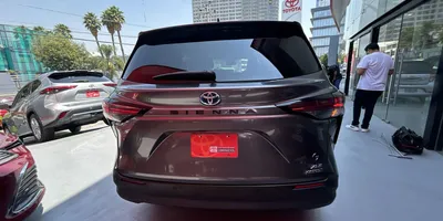 Toyota Sienna 2021