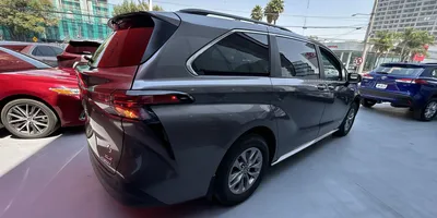 Toyota Sienna 2021