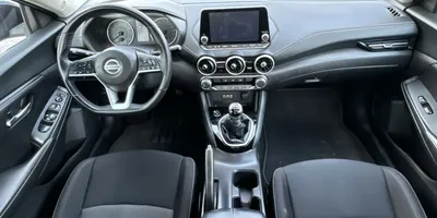 Nissan Sentra 2020