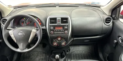 Nissan March 2020