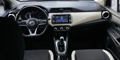 Nissan Versa 2022