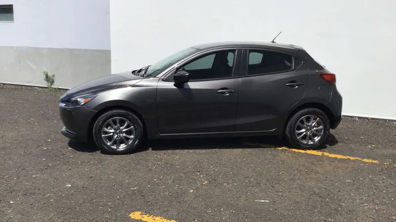 Mazda Mazda2 2020