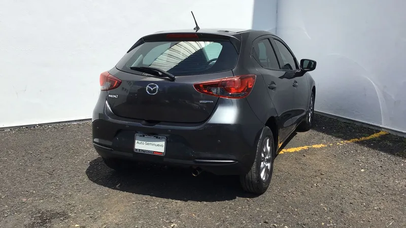 Mazda Mazda2 2020