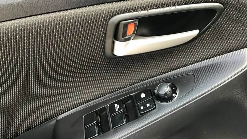 Mazda Mazda2 2020
