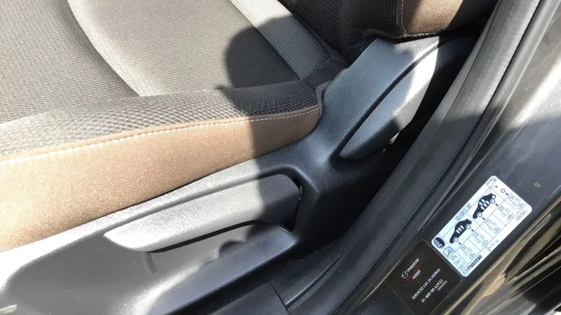 Mazda Mazda2 2020