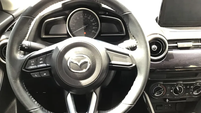 Mazda Mazda2 2020