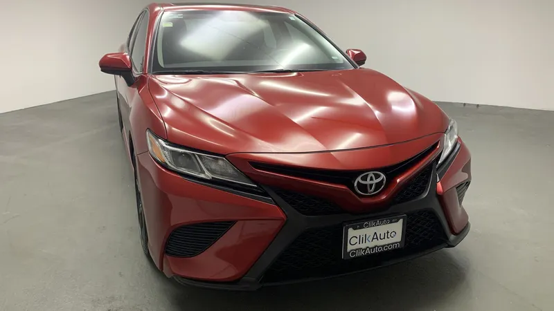 Toyota Camry 2019
