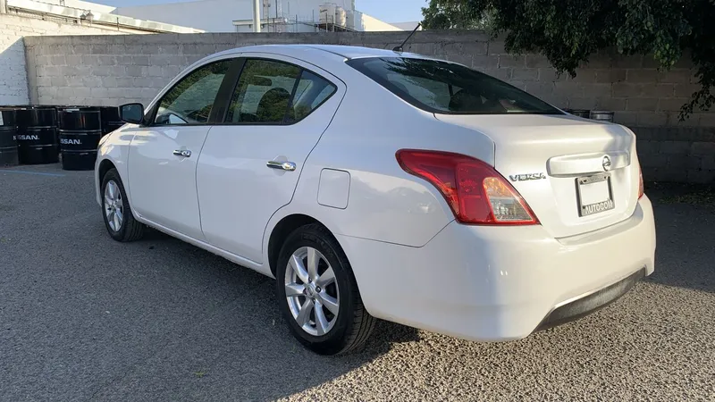 Nissan Versa 2019