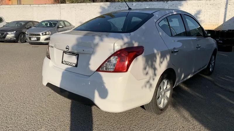 Nissan Versa 2019