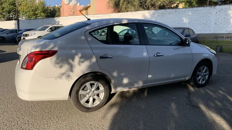 Nissan Versa 2019