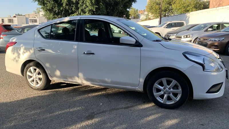 Nissan Versa 2019
