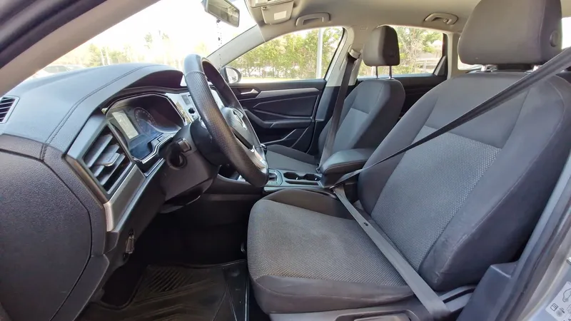 Volkswagen Jetta 2019