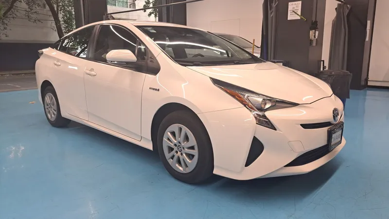 Toyota Prius Premium 2018