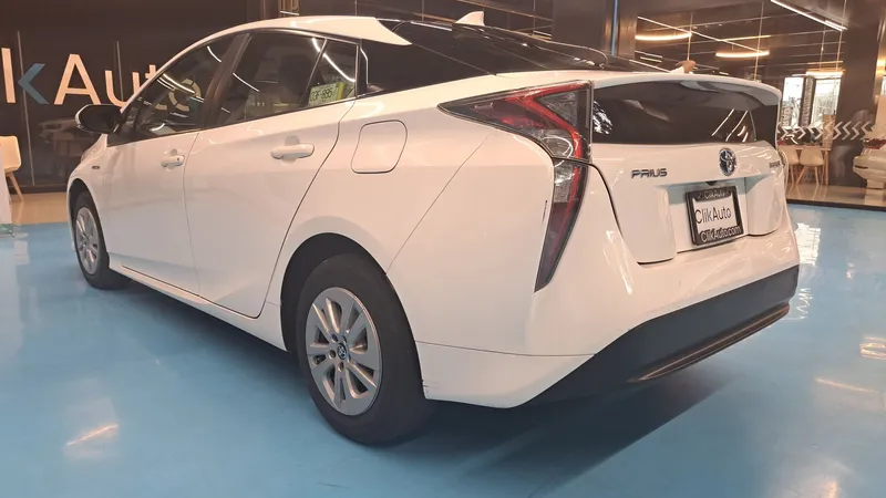 Toyota Prius Premium 2018
