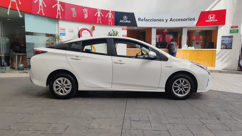 Toyota Prius Premium 2018