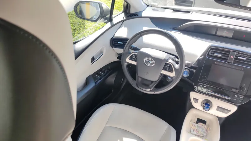 Toyota Prius Premium 2018