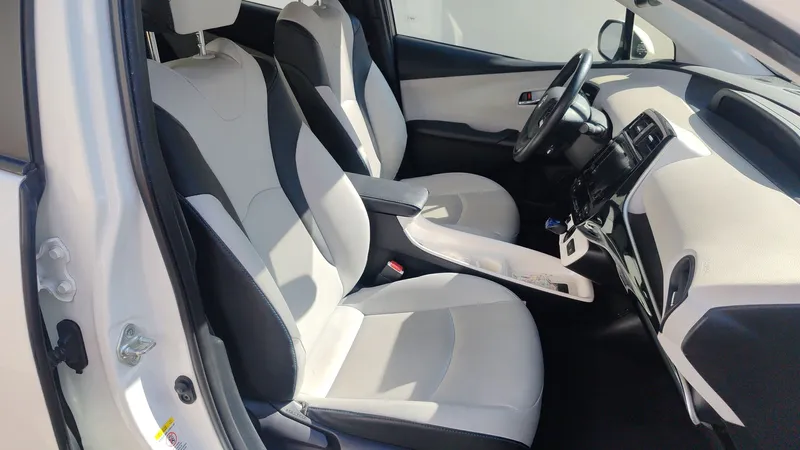Toyota Prius Premium 2018