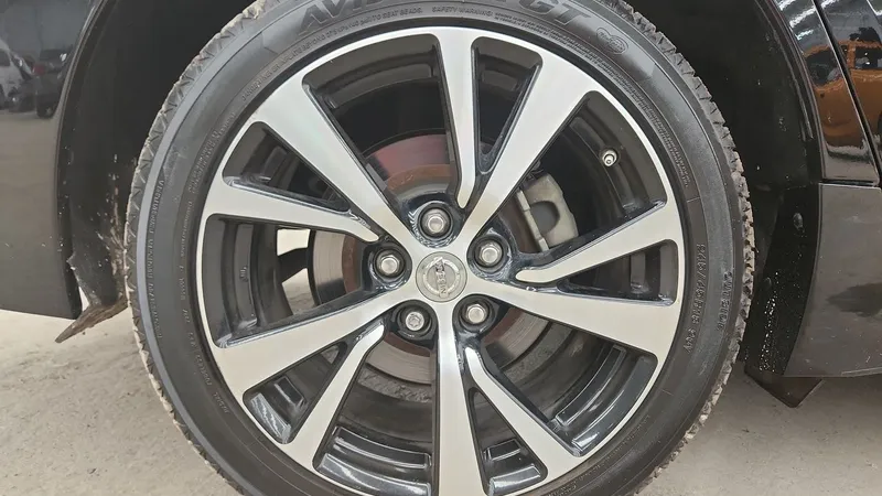 Nissan Maxima 2017