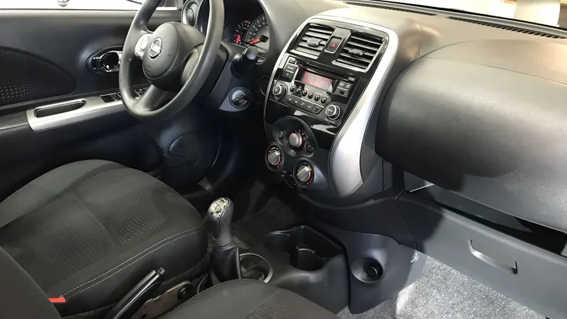 Nissan March 2018
