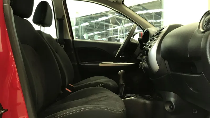 Nissan March 2018