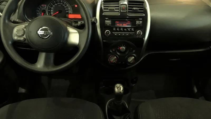 Nissan March 2018